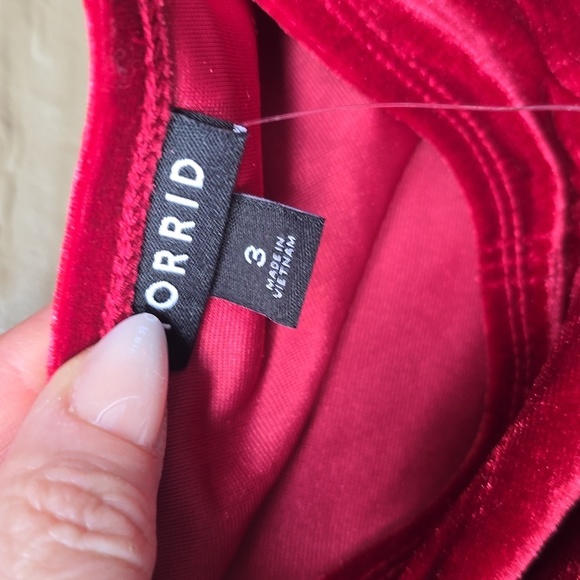 Torrid  Stretch Velvet Shirred Front Off The Shoulder Top RED 3x NEW Nwt - Picture 8 of 12